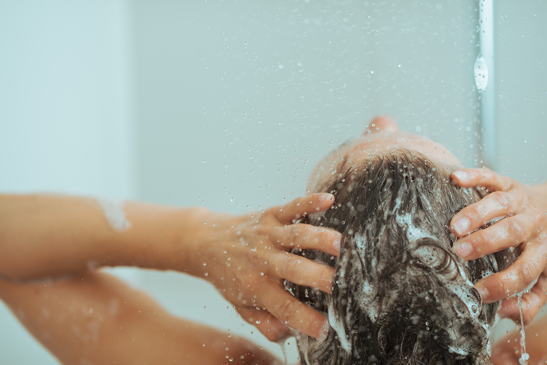 clarifying shampoo for scalp issues and hair growth